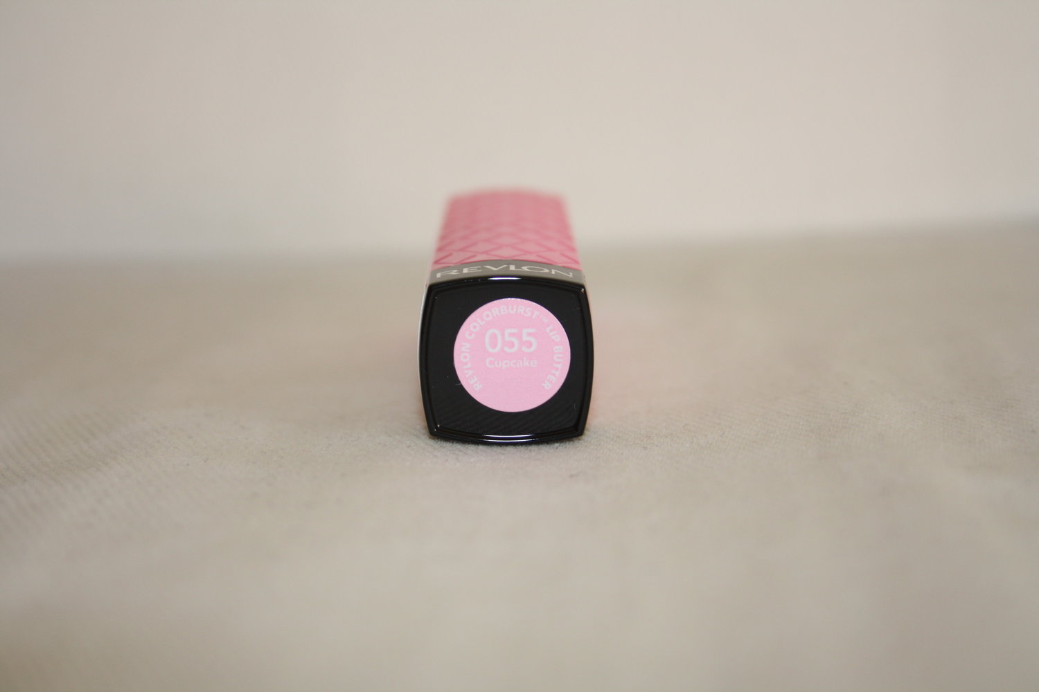 * Revlon Colorburst Lip Butter 055 Cupcake