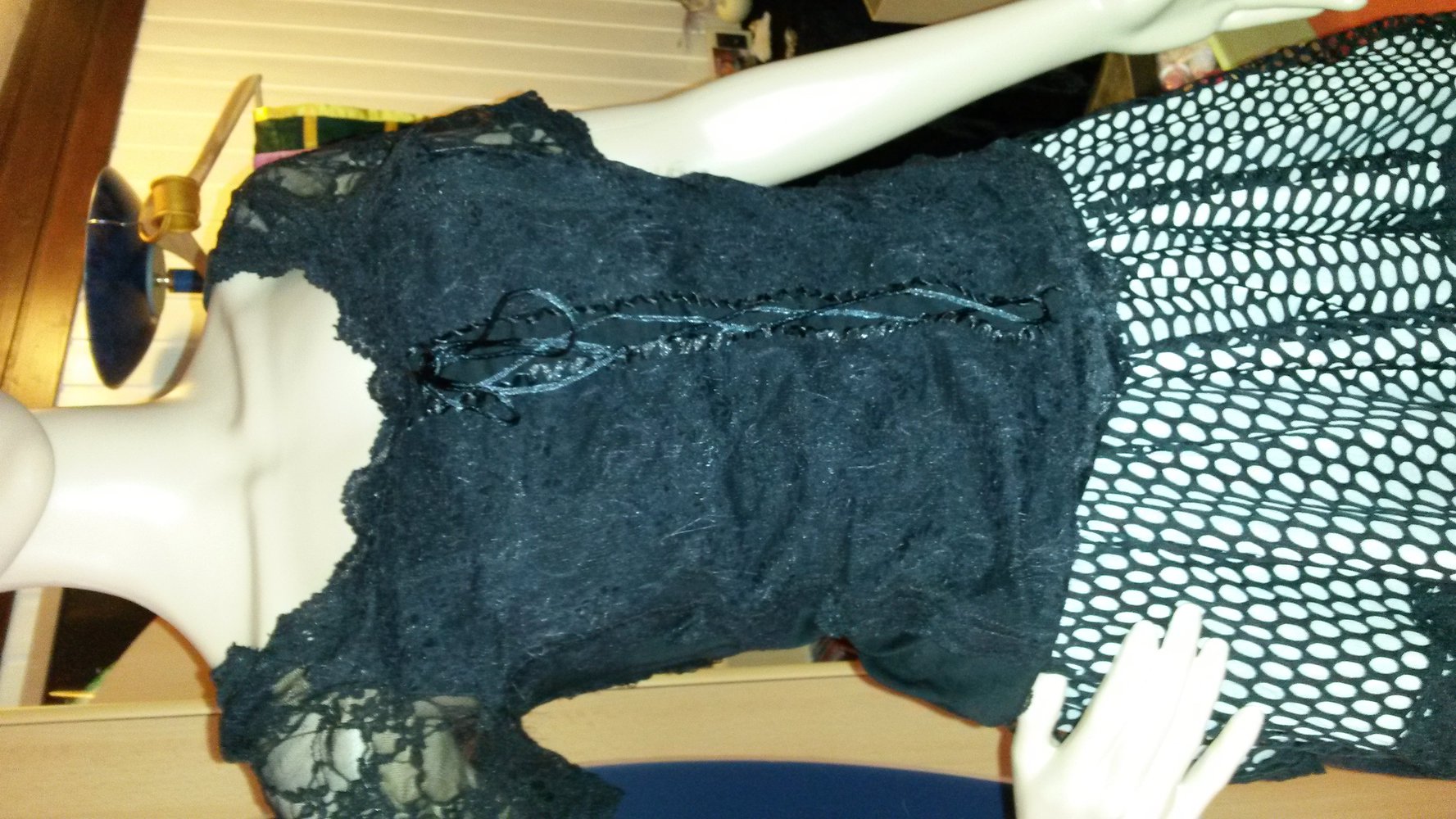Gothic Spitzen Oberteil mit Schmetterling