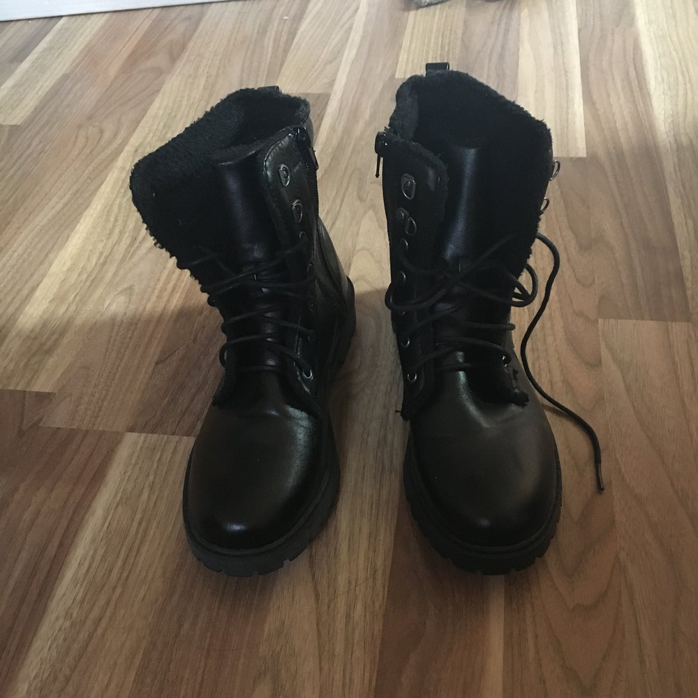 Schwarze Boots (38)
