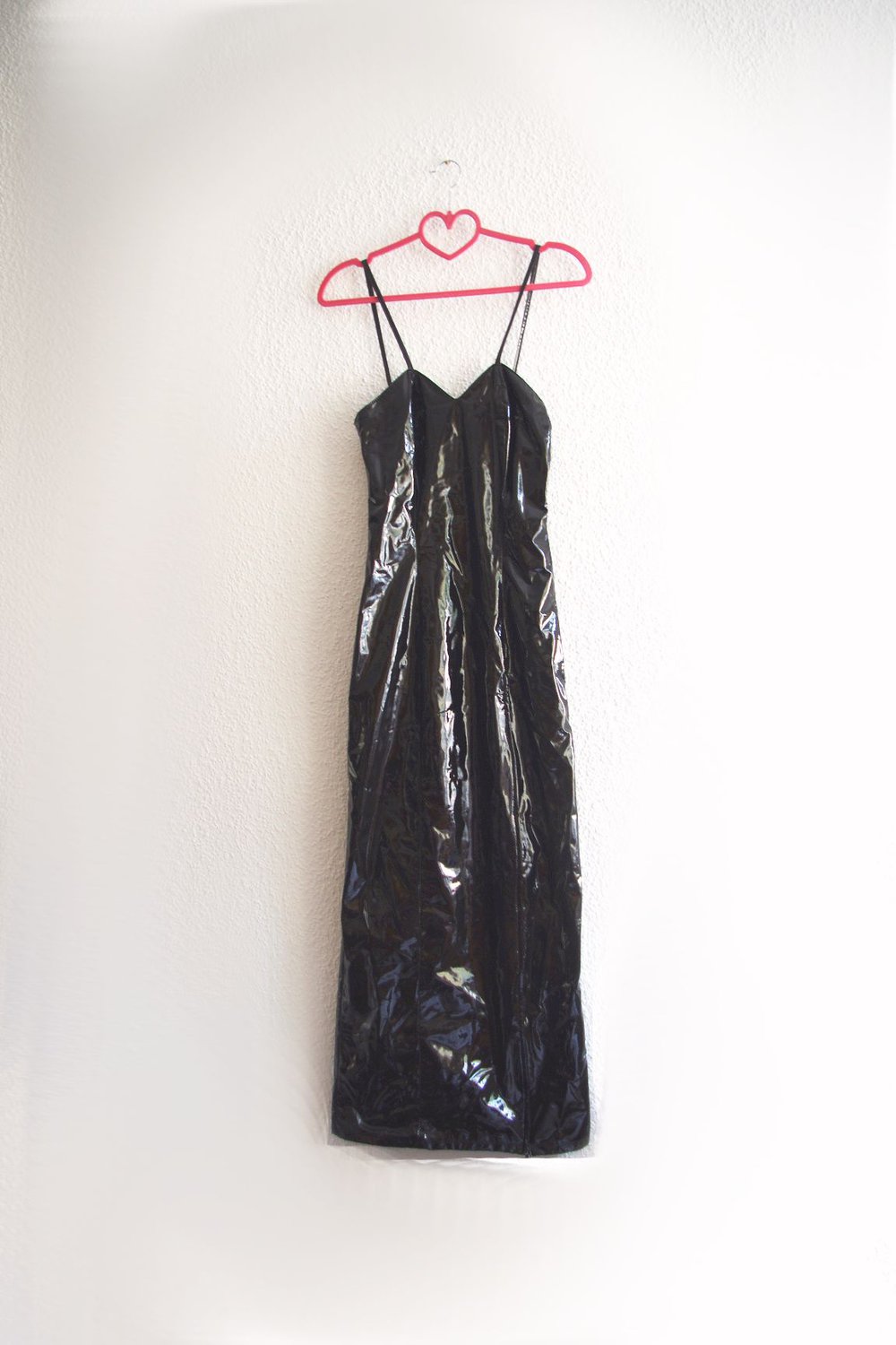 Langes enges schwarzes Lackkleid Gr M 38 40 Ledapol Beinschlitz Goth