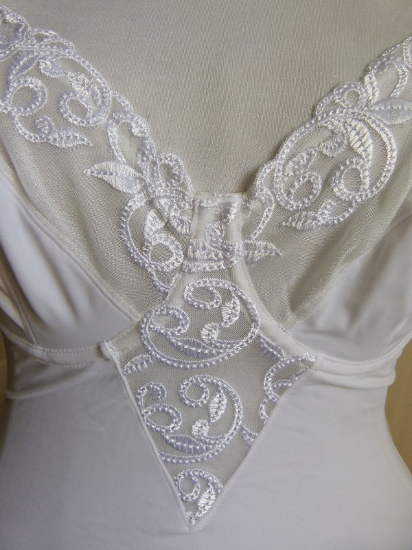 Spitzen Body, Stretch, 85 C, weiß, NEU, Hochzeit romantisch Mori