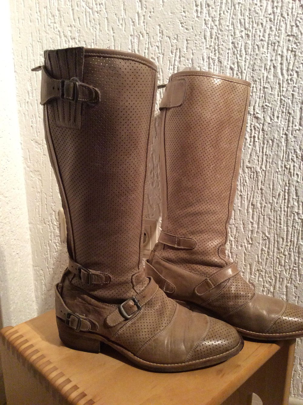 Belstaff Trialmaster Größe 38 Bikerstyle Lederstiefel Budapesterstyle Lochmuster 