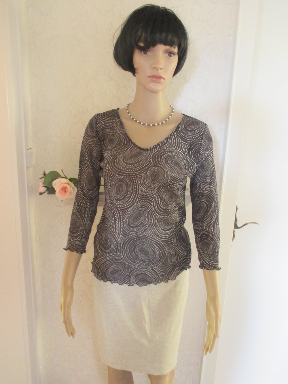 NEU 60er Jahre Retro- Grafik- Style 3/4 Arm Chiffon T- Shirt Bluse 