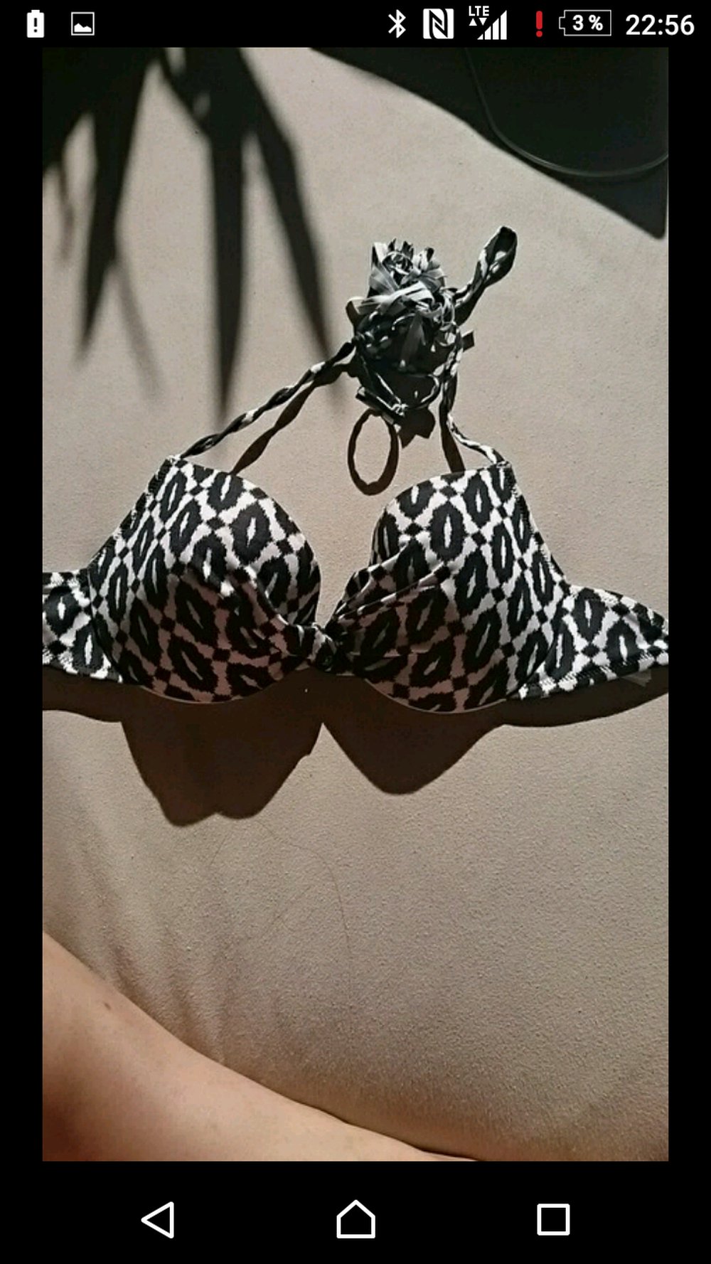 H&M Bikini Top Oberteil Schwarz Weiß Muster ethno