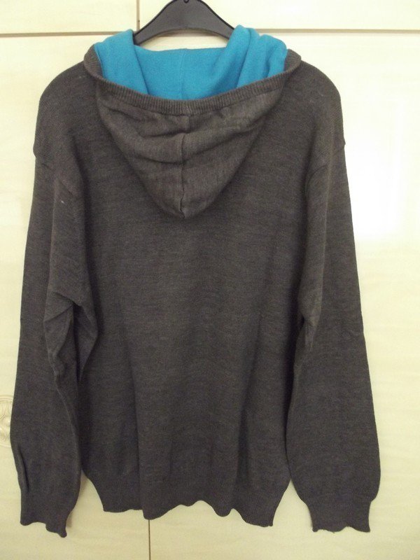 Sehr schöner Kapuzenpulli von John Devin Gr. L 