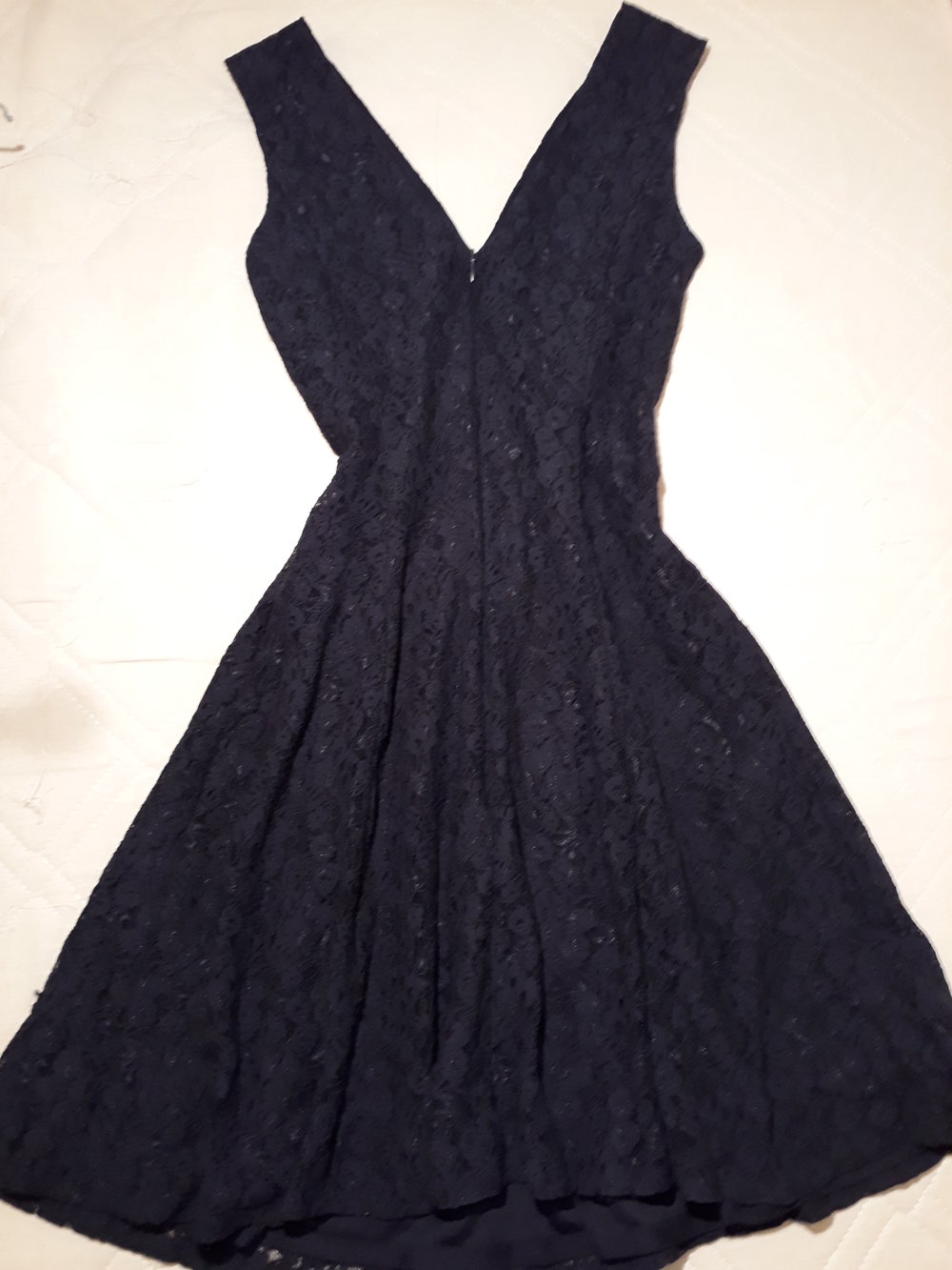 dunkelblaues Kleid aus Spitze, Esprit 