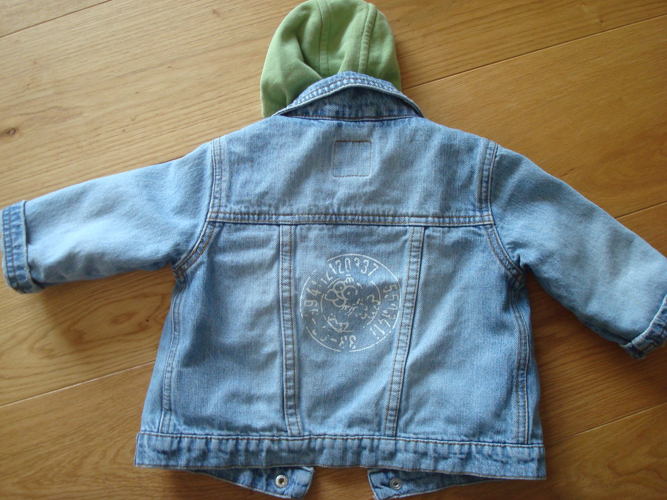 schicke Jeansjacke / Übergangsjacke von s.Oliver mit herausnehmbarer Innenjacke