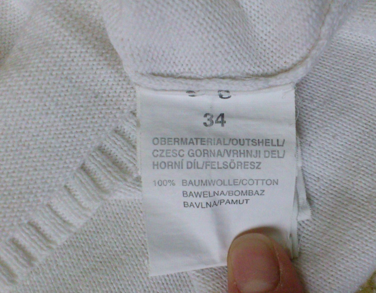 Weisser Pulli 36 S mit V-Ausschnitt Basic Winter Blind Date