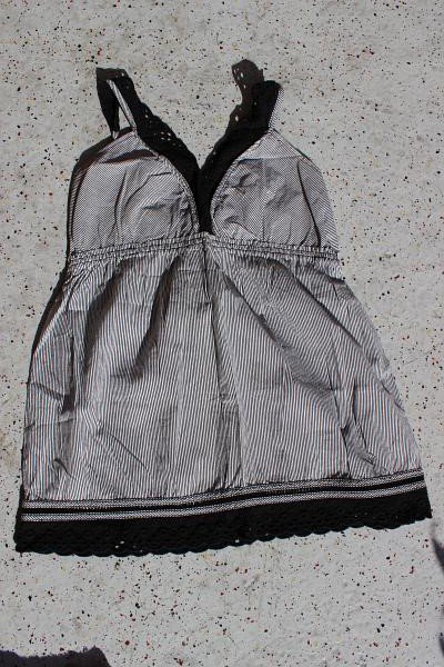 SUBLEVEL Top im Wäsche-Stil mit Spitze gestreift schwarz weiß