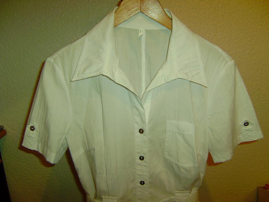 Wunderschöne weiße längere Bluse mit Gürtel Crashlook Gr. 40 
