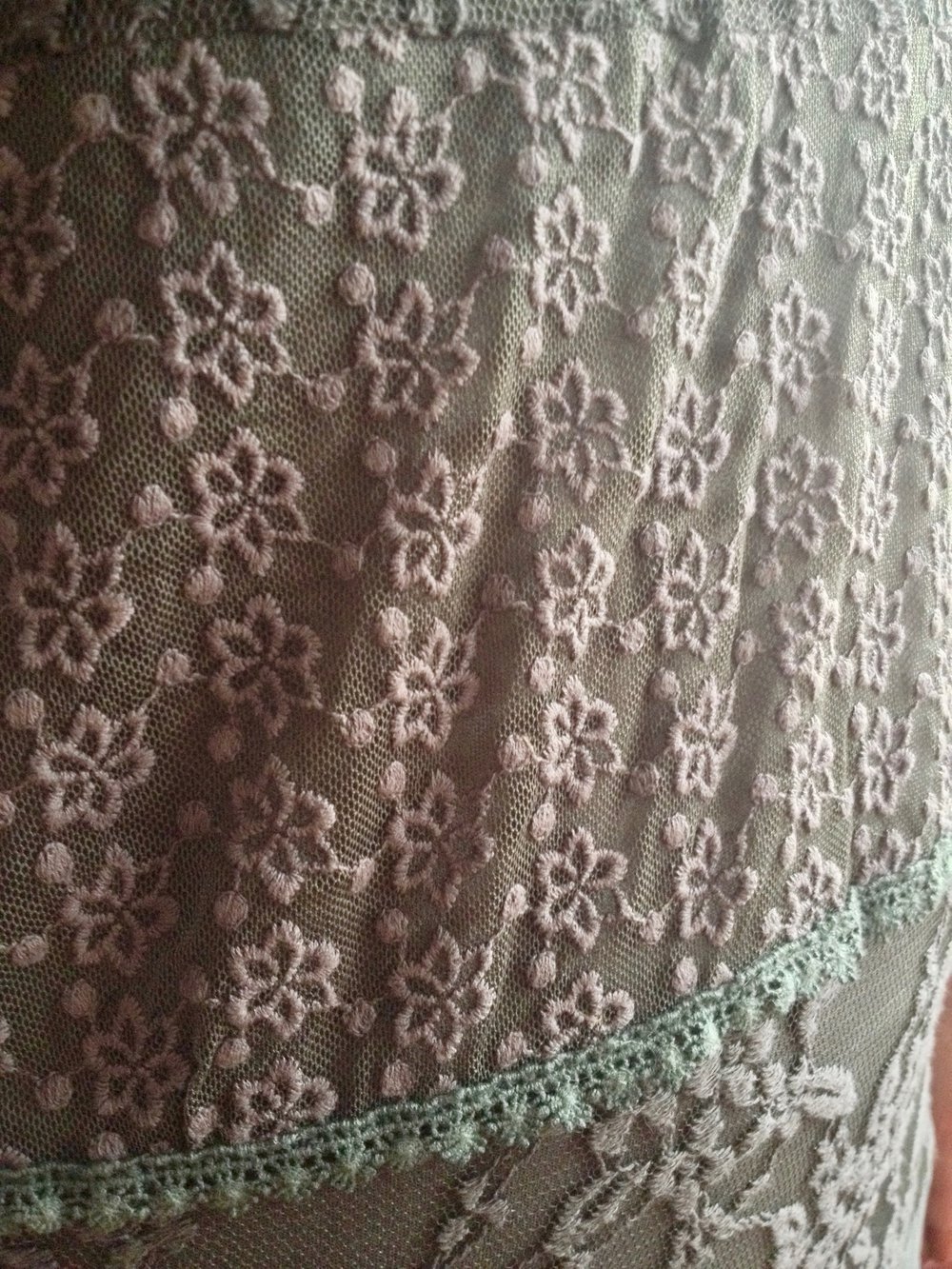 Wunderschönes Spitzenkleid von Zabaione