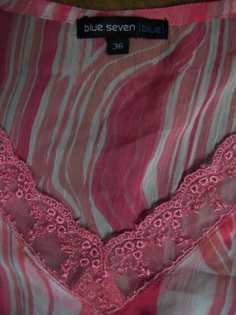 Chiffon Tunika Spitze am Ausschnitt