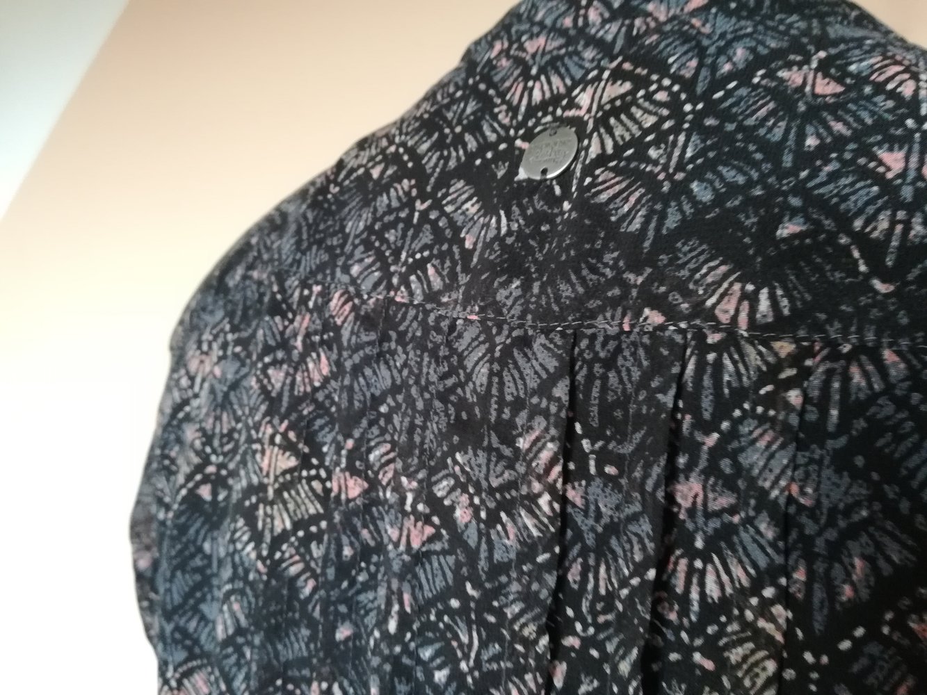 Blusenjacke von Garcia Jeans in M/L