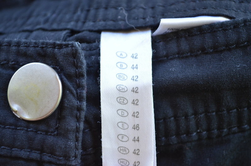 Schwarze Stoffhose
