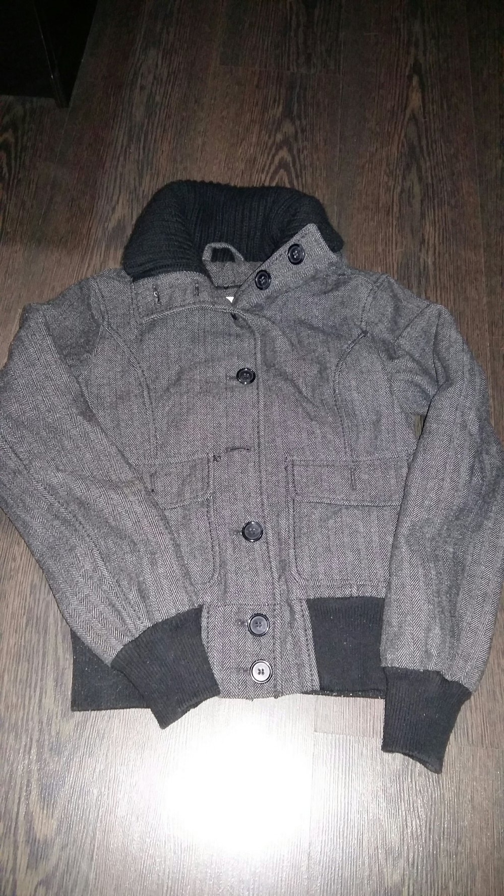 Dunkelgraue Jacke von H&M