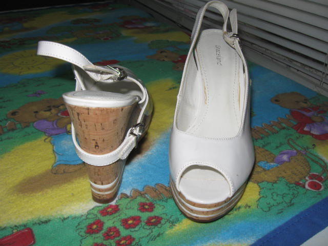 *** Neu ~ Super ~ Bequem ~ Keilabsatz ~ Slingbacks ***