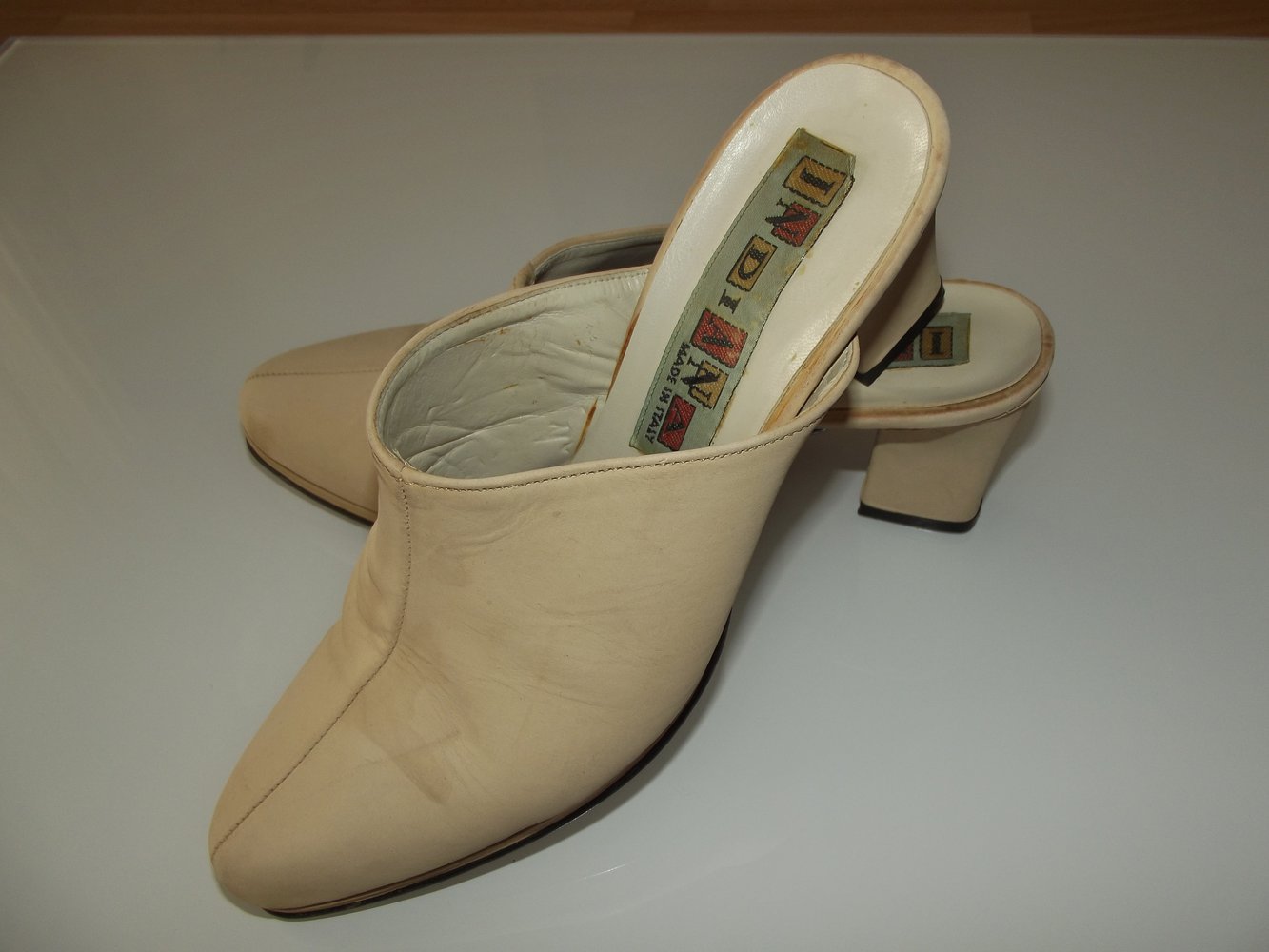Sehr schöne Schuhe Obermaterial Echt Leder