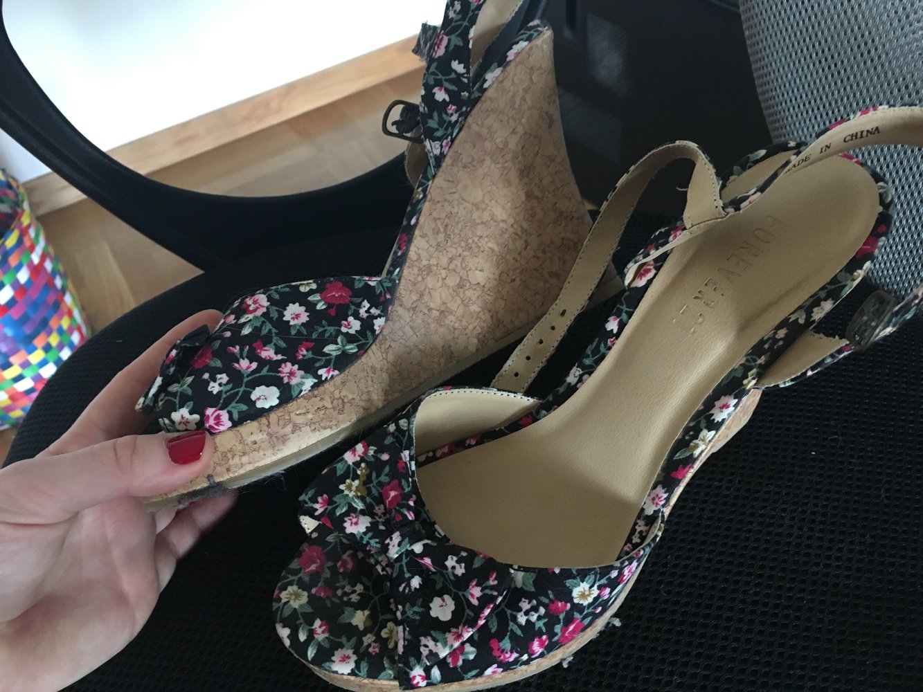 High Heels/ Wedges/ Keilabsatz mit Blumen Gr.37