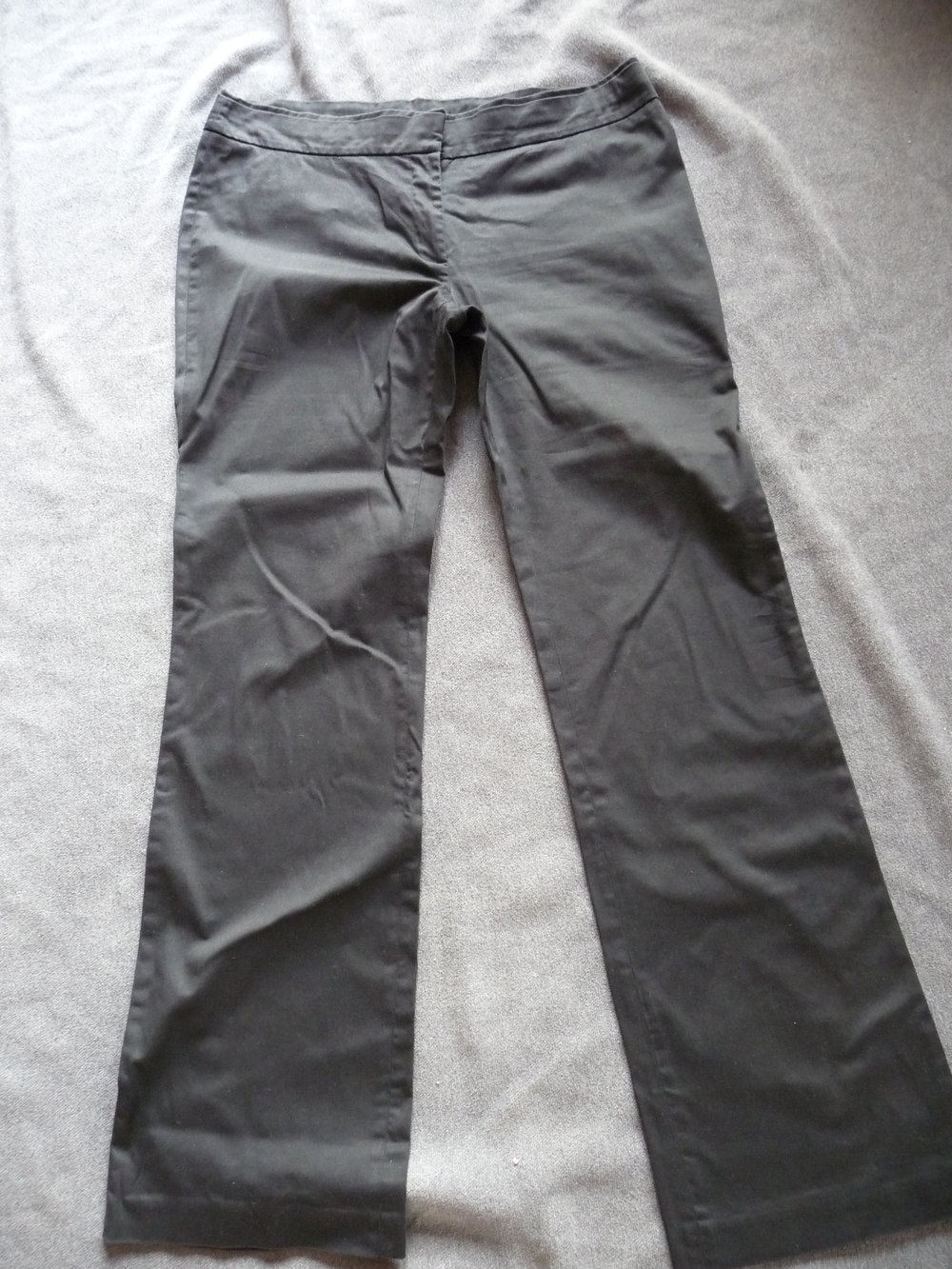  schwarze Hose von H&M Gr. 42