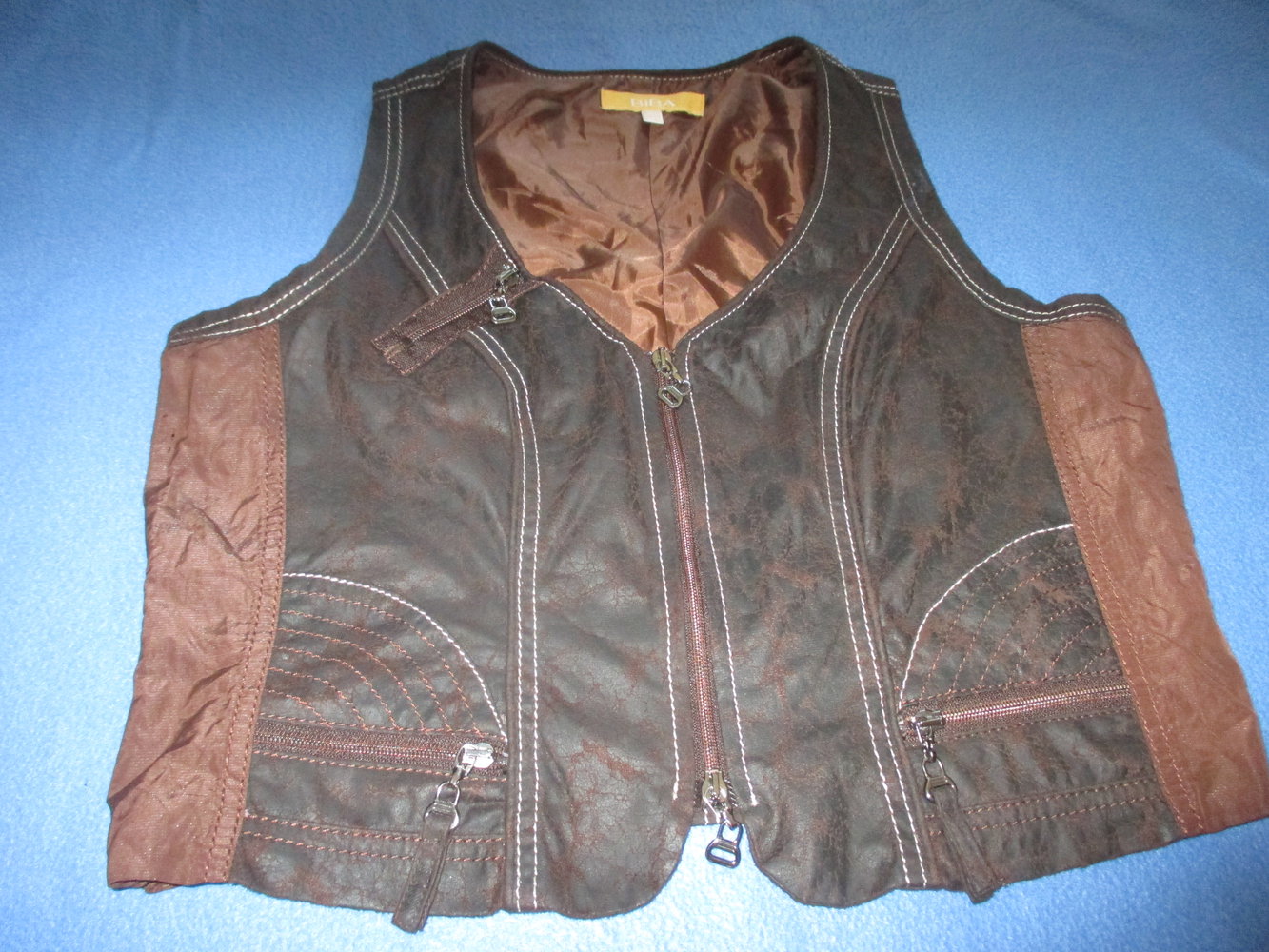 NEU * Stylisch * Ärmellose * Fake * Leder- Imitat * Kurz * Weste * Jacke 
