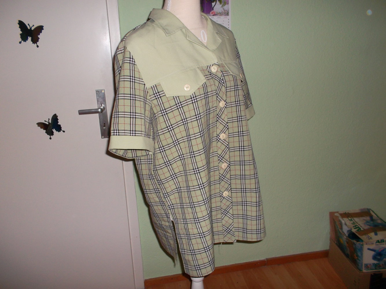 bluse/blusenjacke,grün kariert,gr. xl,neu.