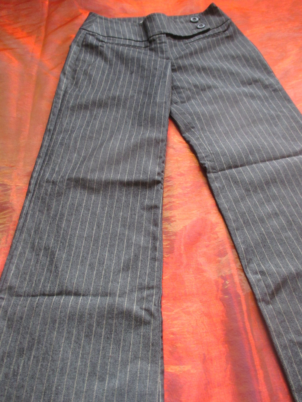 NEU Business Freizeit Ausgeh Nadelstreifen Marlene Schlag Jeans Hose 