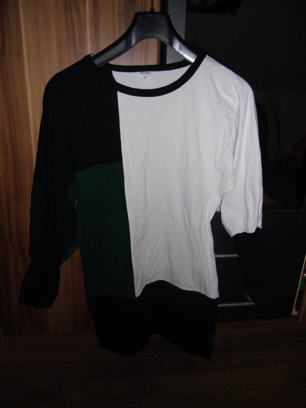 Schwarz/Grün/Weißes Oversize Oberteil