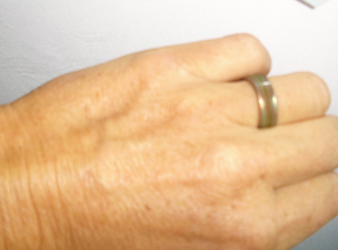 Magic Ring, Fingerring Farbwechsel, Stimmungsring, Ring, Modeschmuck, grün-braun 18mm