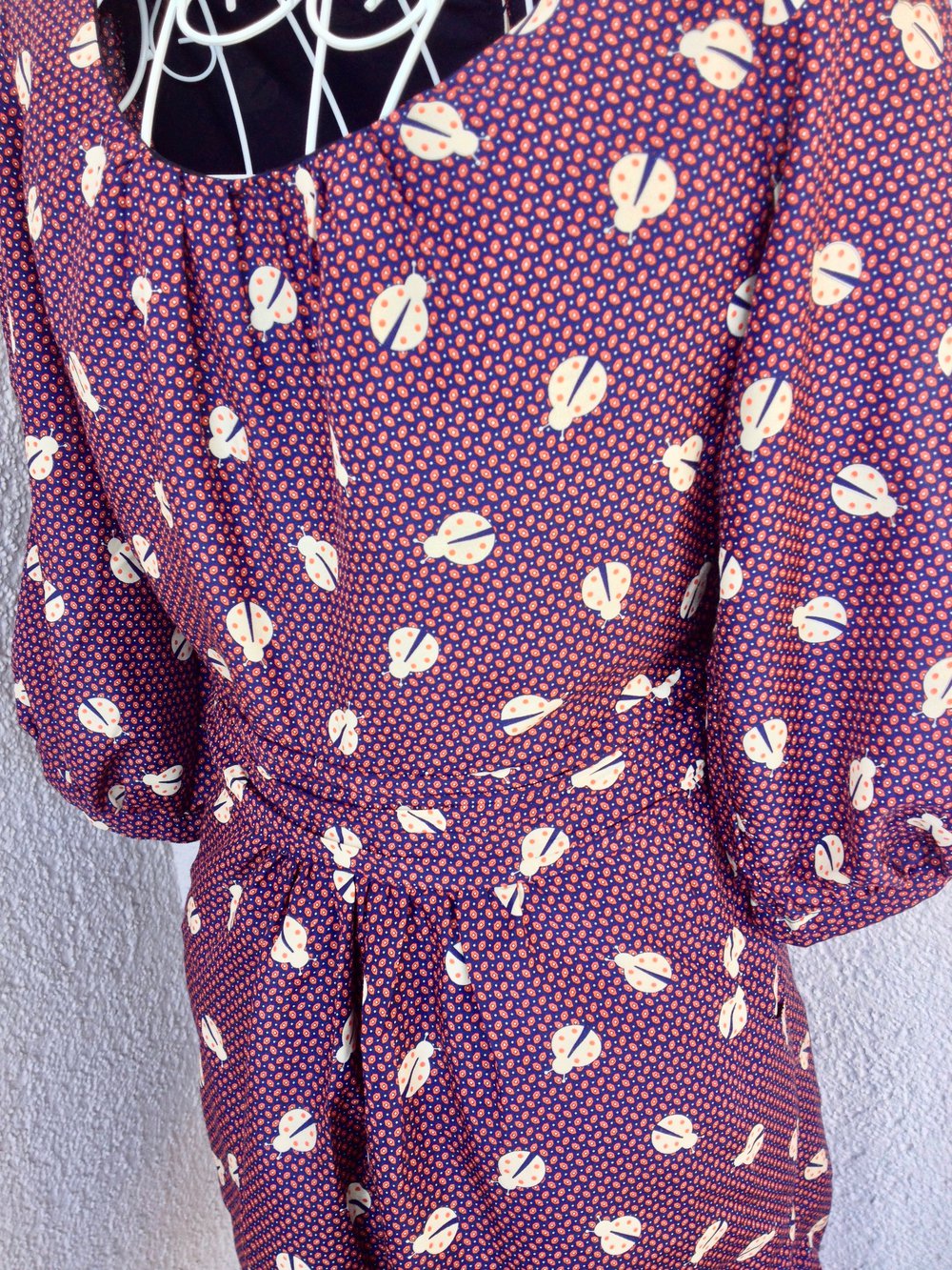 Wunderschönes Kleid mit Marienkäfern von Koton