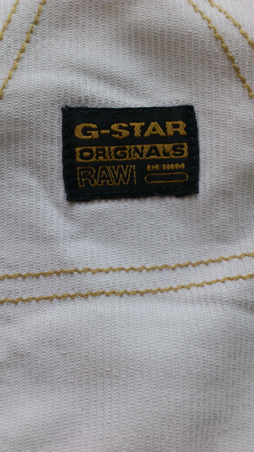 Weiße Herrenhose Gr. 32/32 G-Star weiss gold 