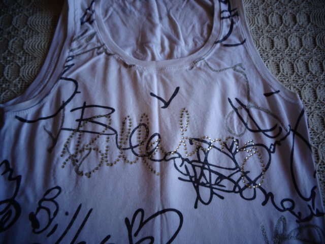 #Shirt Top weiß Gr. S bzw. ca. Gr. 36 mit Silbersteinchen und Silberschrift