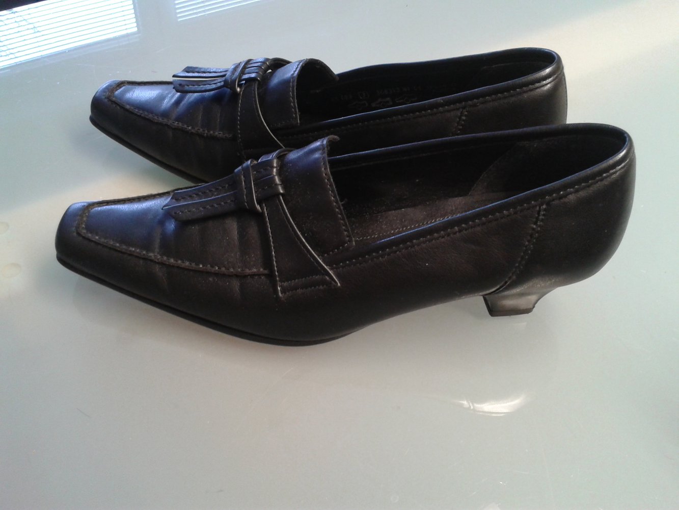 schwarze Halbschuhe/Pumps mit kleinem Absatz Größe 3