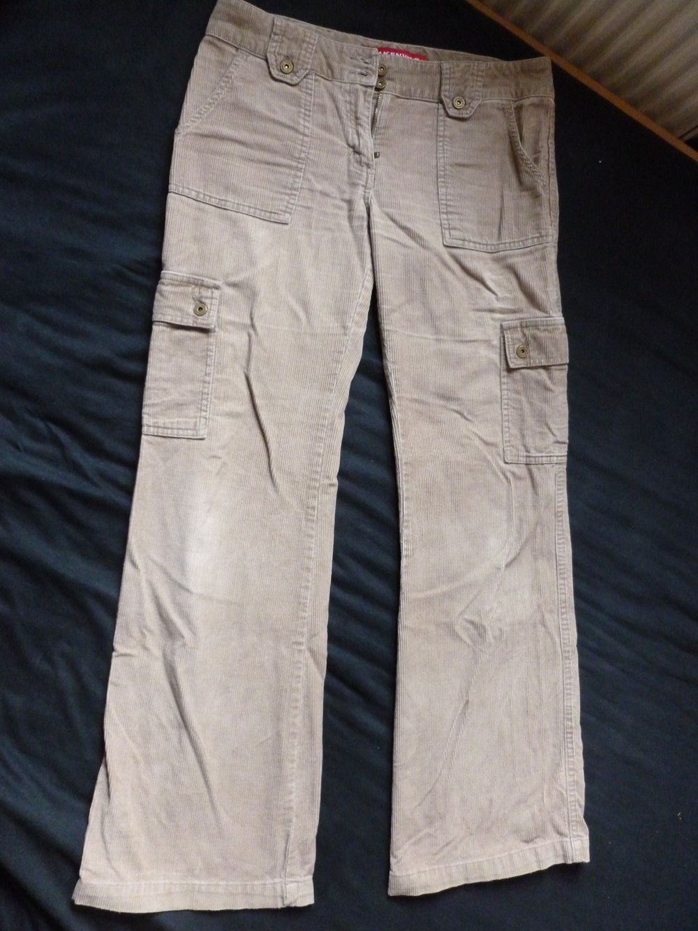 Beige / Hellbraune Cordhose