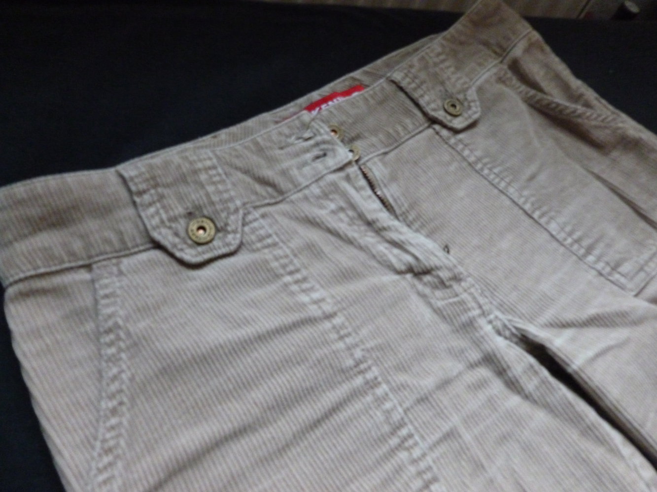 Beige / Hellbraune Cordhose