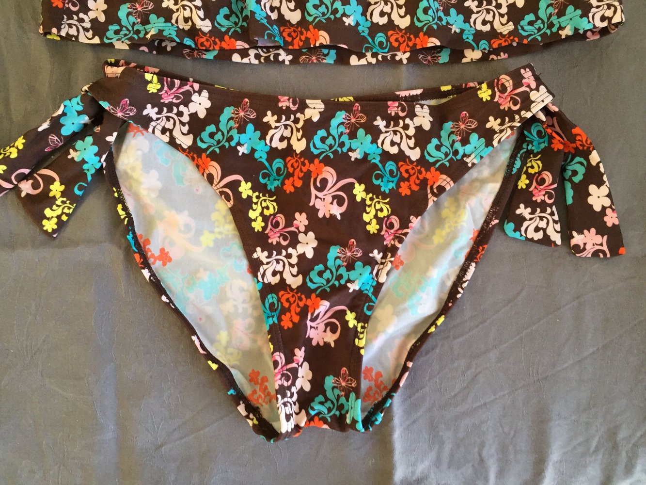 Süßer verspielter Tankini Bikini 36 Retro Vintage braun Flower Power Zweiteiler