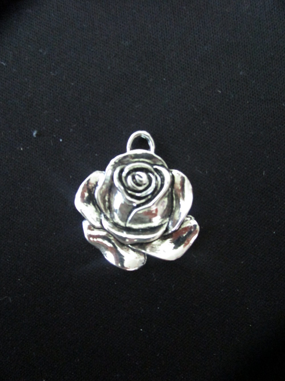 Charms Anhänger Rose NEU