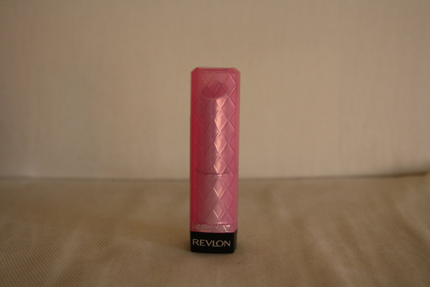 * Revlon Colorburst Lip Butter 055 Cupcake