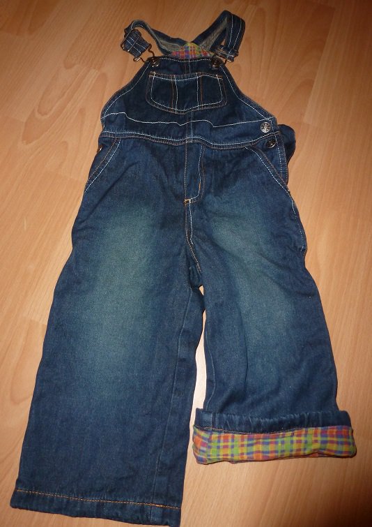 Schöne Latzhose gefüttert Gr. 86 kuschelig