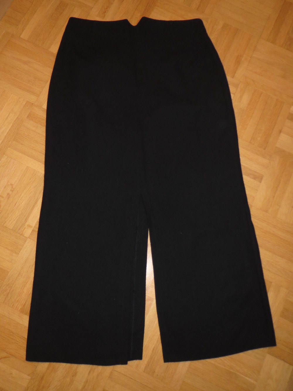 Rock, Gr.42/M, schwarz, lang