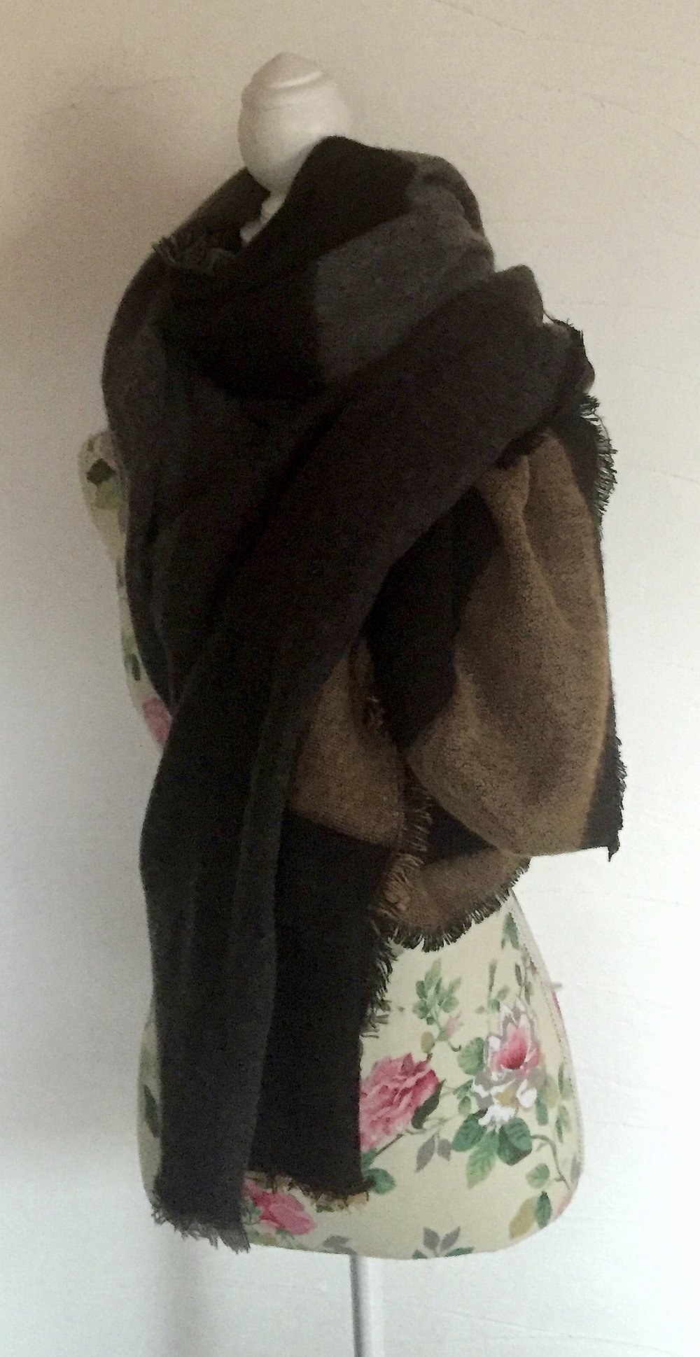 Zara Schal XL