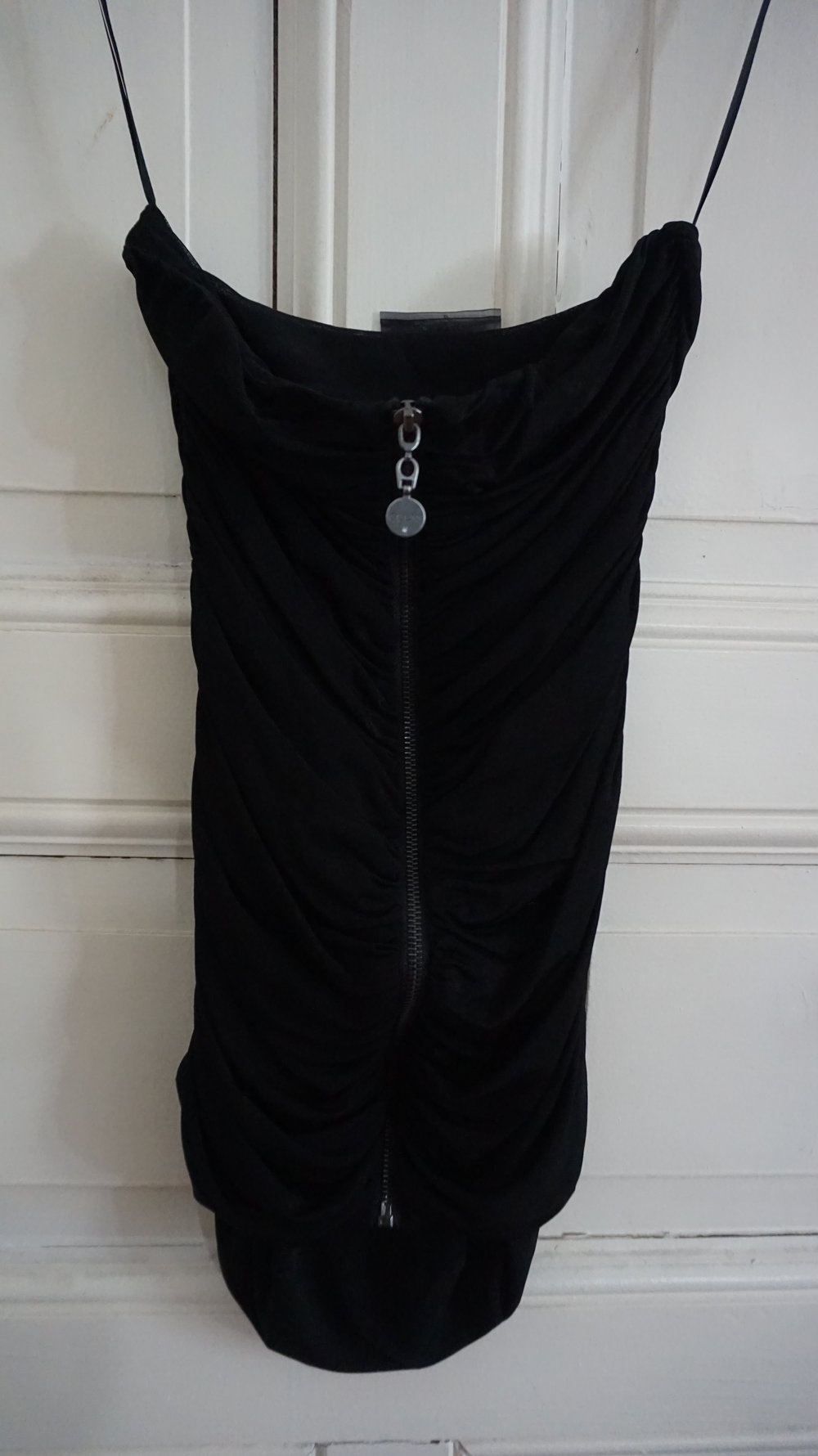 Schulterfreies Top von GUESS