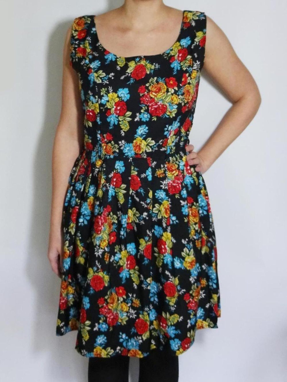 Blumenkleid NEU Sommerkleid Cocktailkleid Gr. 42 Gr. M Gr. 14