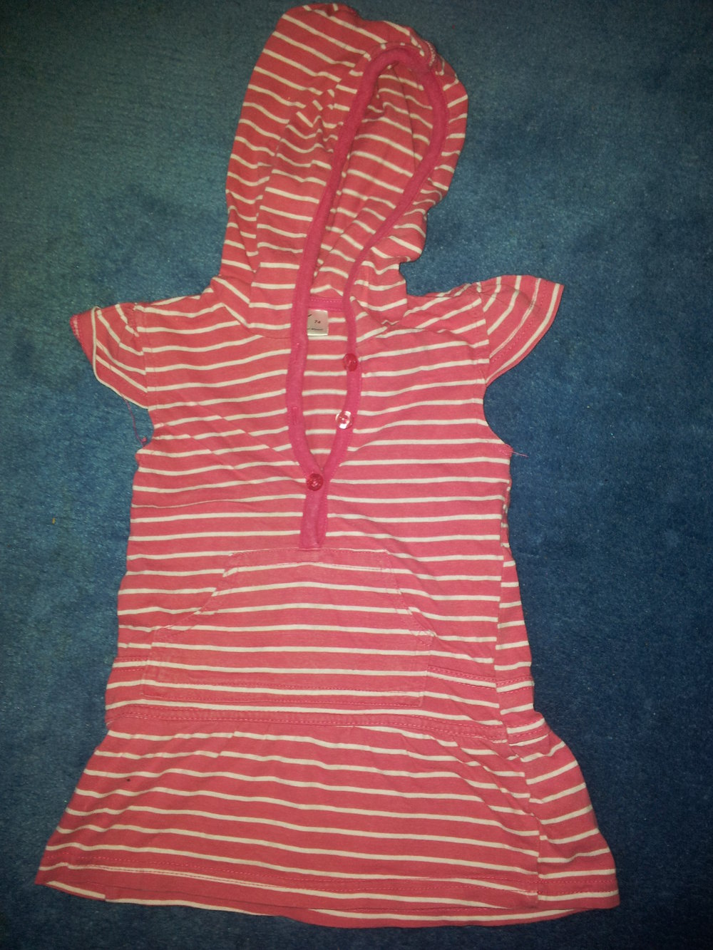 Kleid rot weiß gestreift mit Kaputze Gr. 74