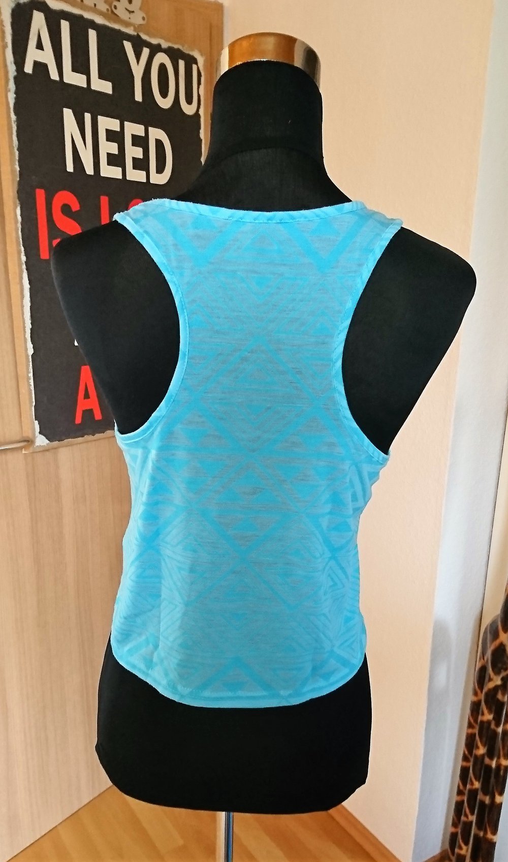 Hellblaues Crop Top