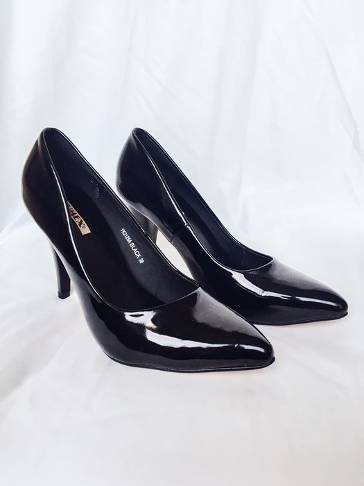 Neue schöne schwarze Hohe Schuhe 39