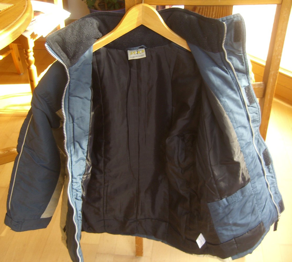 Kinderwinterjacke in Gr. 140