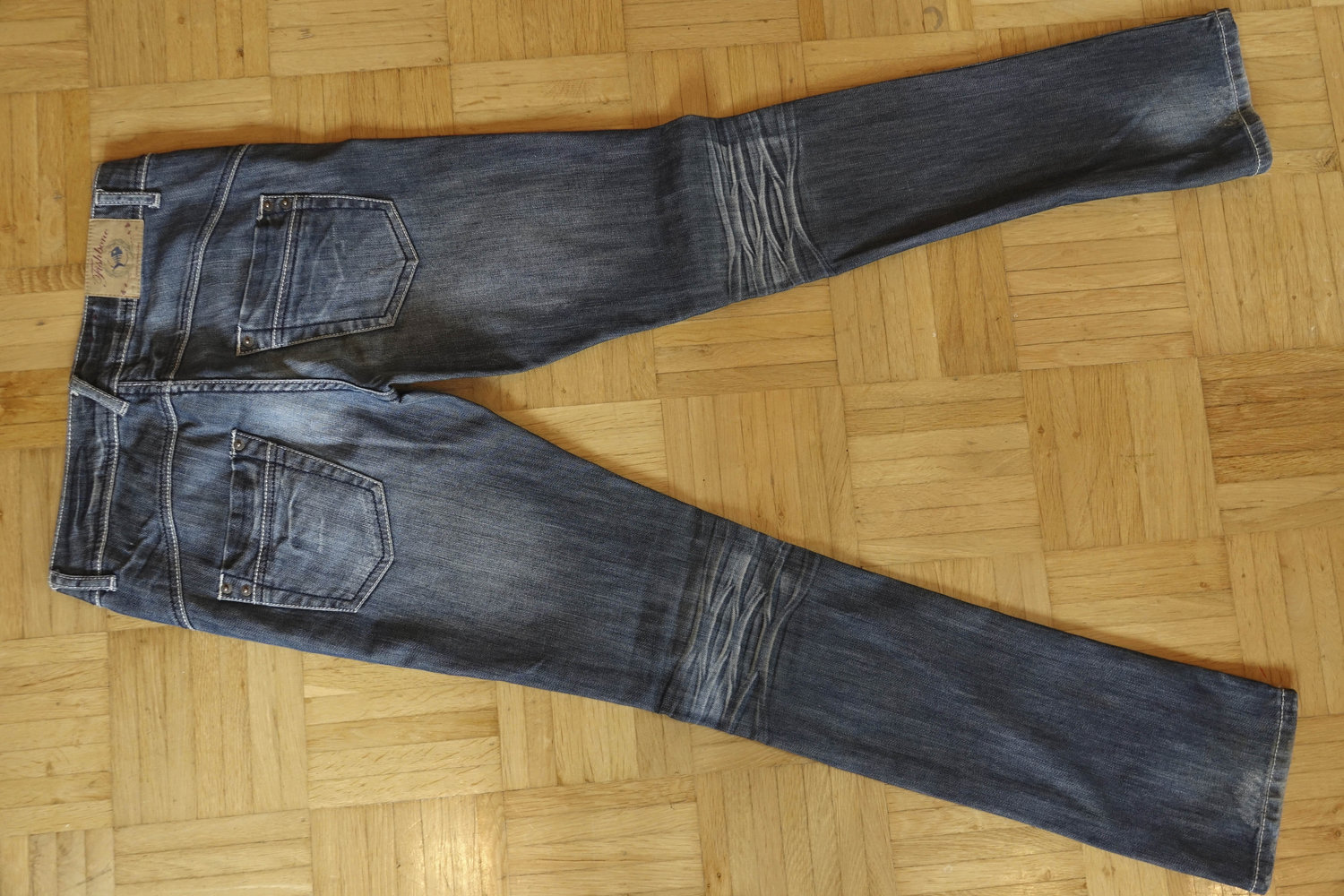 Schöne Fishbone Jeans