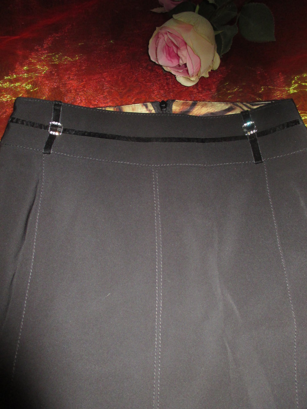 NEU Sekretärinnen Etui Shift High-Waist Rock mit Glitzer Kristallen 