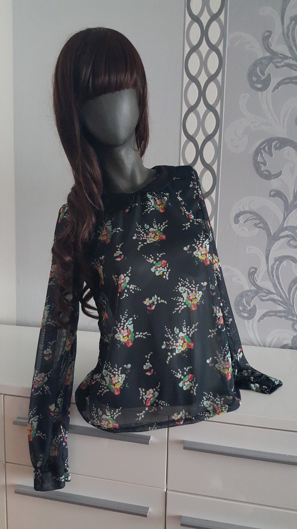 Peter Pan Bluse Schwarz mit Blumen bunt M 38 evtl. L 40 Neu