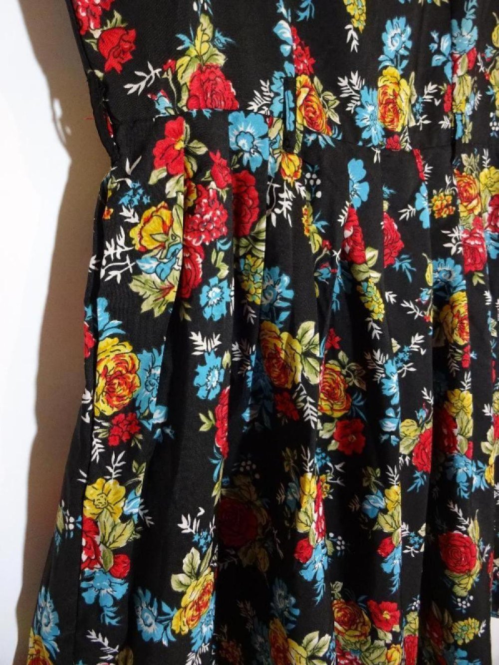 Blumenkleid NEU Sommerkleid Cocktailkleid Gr. 42 Gr. M Gr. 14